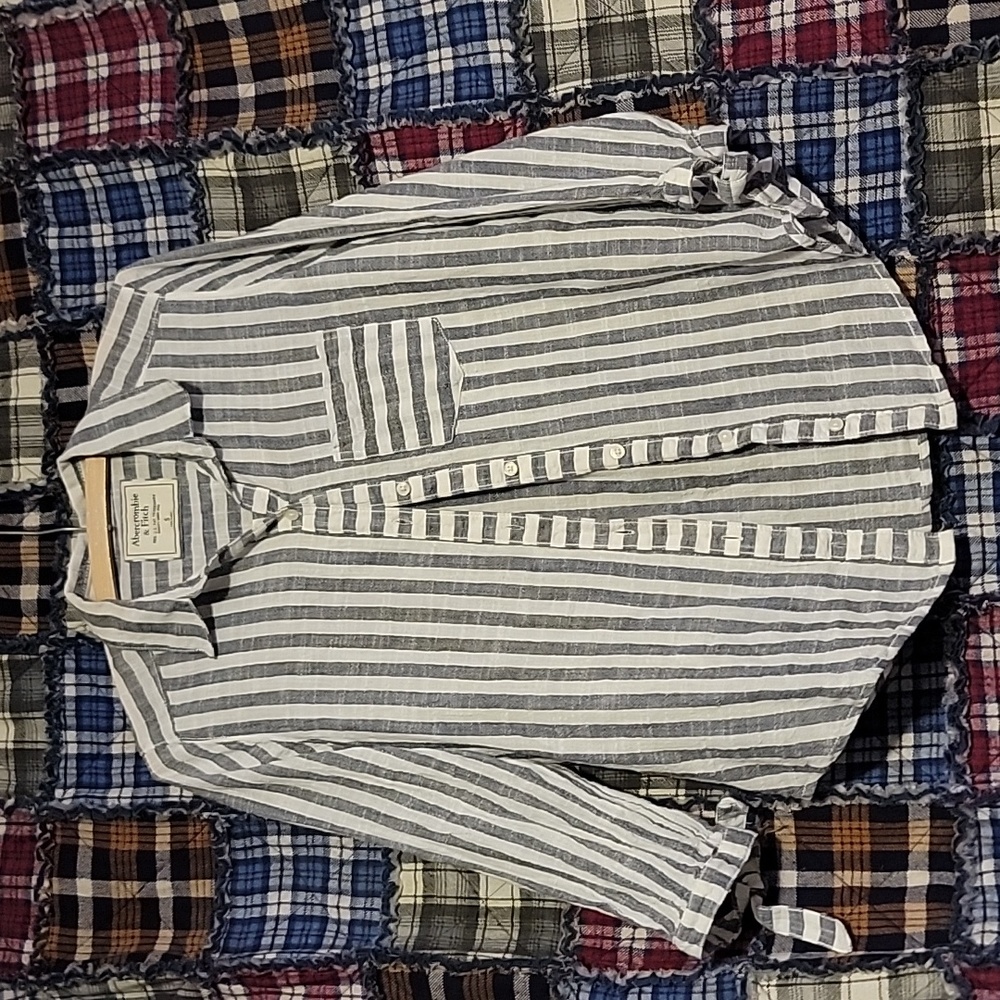 Abercrombie & Fitch - Blue & White Stripe - Women's Button Down Top - Size Small